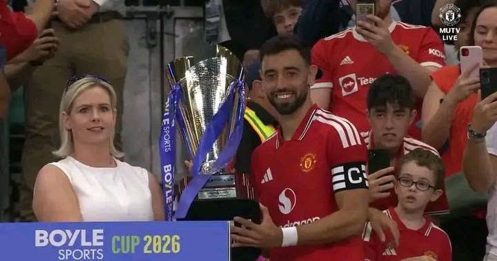 Leeds 1-1 (4-5 on pens) Manchester United: 12/08/26